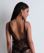 Load image into Gallery viewer, Aubade Histoire D'Un Soir Gown