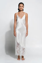 Load image into Gallery viewer, Ginia Aurielle Slip - Cream
